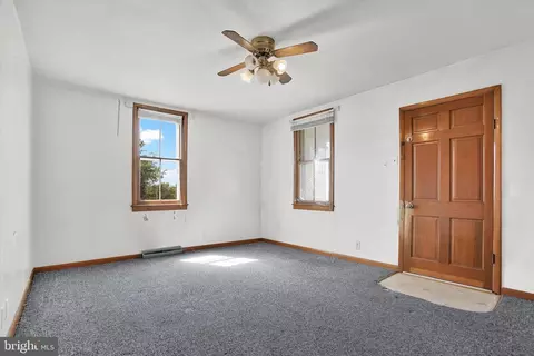 14 E Frederick St, Williamsport, MD 21795 photo 4