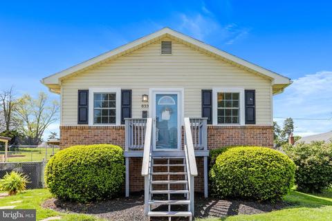 833 Pine St, Hagerstown, MD 21740