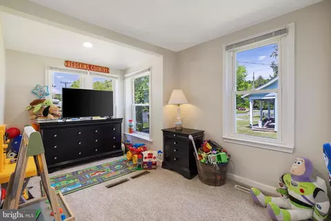 25434 Warren Ave, Cascade, MD 21719 photo 10
