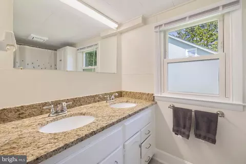 25434 Warren Ave, Cascade, MD 21719 photo 14