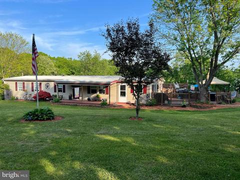 13715 Exline Rd, Hancock, MD 21750 photo 1