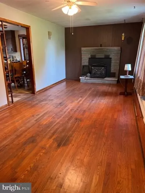 12930 Spickler Rd, Clear Spring, MD 21722 photo 3