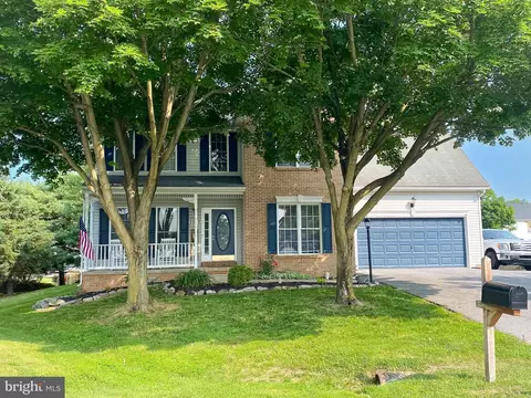 9909 Corley Ct, Hagerstown, MD 21740