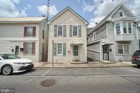 205 High St, Hagerstown, MD 21740