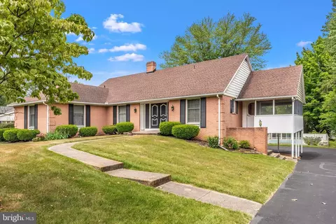 13116 Blue Ridge Rd, Hagerstown, MD 21742