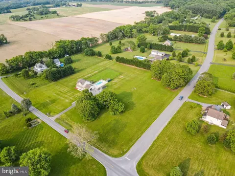 7809 Dam 4 Rd, Williamsport, MD 21795