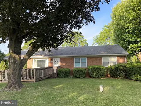 13021 Little Antietam Rd, Hagerstown, MD 21742