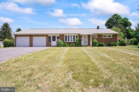 3 Della Ln, Boonsboro, MD 21713
