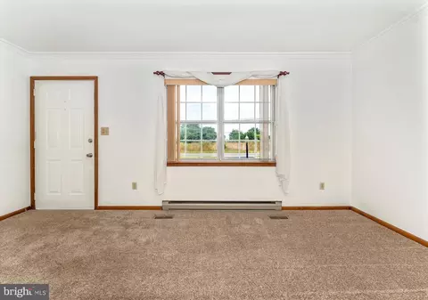 208 Maple Ave, Boonsboro, MD 21713 photo 3