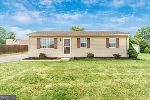 208 Maple Ave, Boonsboro, MD 21713