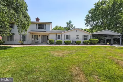 16601 Tammany Manor Rd, Williamsport, MD 21795