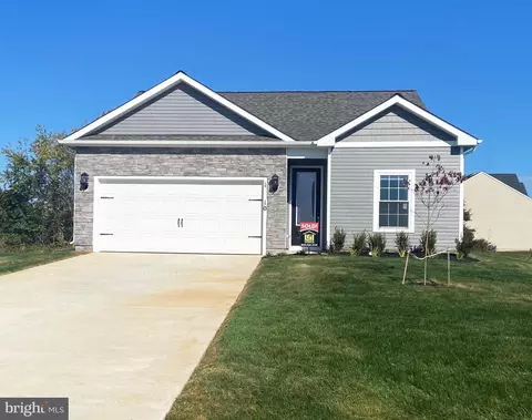 18810 Forsyth Ct, Hagerstown, MD 21740