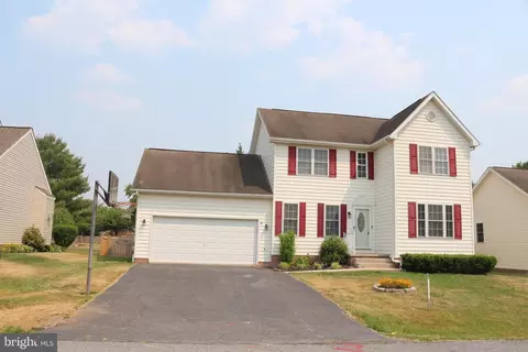 9931 Kurtyka Cir, Hagerstown, MD 21740