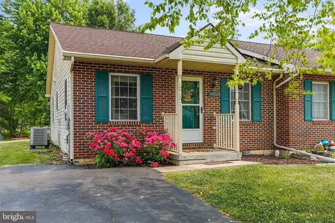 18028 Edith Ave, Maugansville, MD 21767