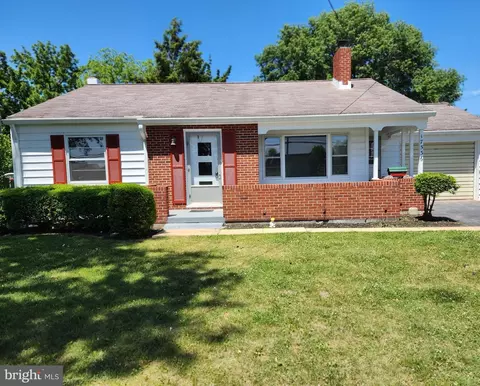 17536 W Washington St, Hagerstown, MD 21740