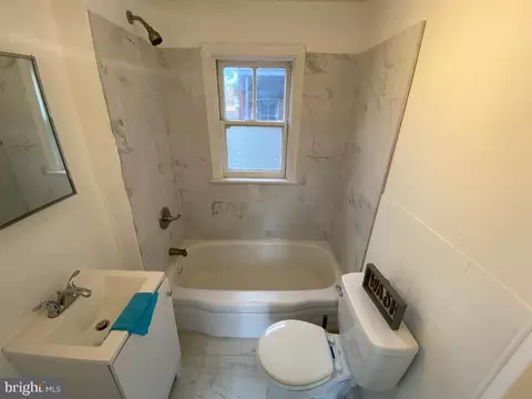 112 E Baltimore St, Hagerstown, MD 21740 photo 15