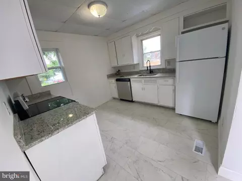 112 E Baltimore St, Hagerstown, MD 21740 photo 12