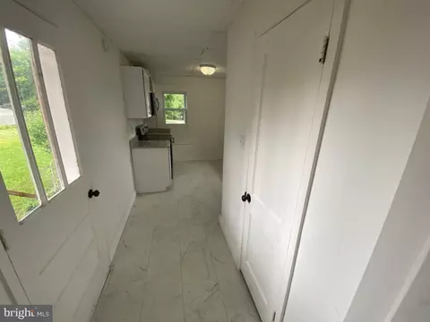 112 E Baltimore St, Hagerstown, MD 21740 photo 11