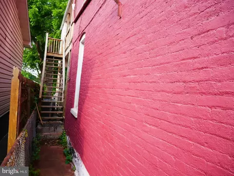 112 E Baltimore St, Hagerstown, MD 21740 photo 33