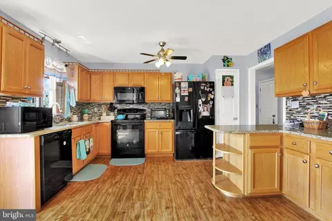 49 Amanda Dr, Smithsburg, MD 21783 photo 4