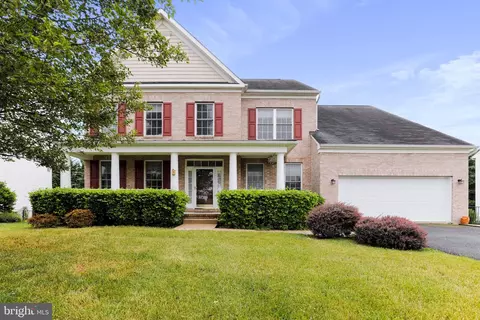 19113 Silver Maple Ct, Hagerstown, MD 21742