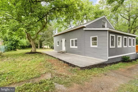 814 Antietam Dr, Hagerstown, MD 21742