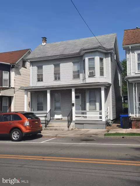 319 Linganore Ave, Hagerstown, MD 21740