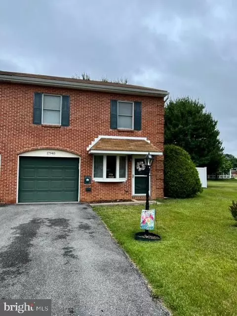 17940 Golf View Dr, Hagerstown, MD 21740