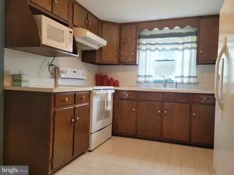 22518 Cave Hill Rd, Smithsburg, MD 21783 photo 6
