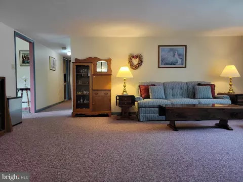 22518 Cave Hill Rd, Smithsburg, MD 21783 photo 11