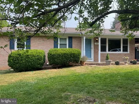 818 Monroe Ave, Hagerstown, MD 21740