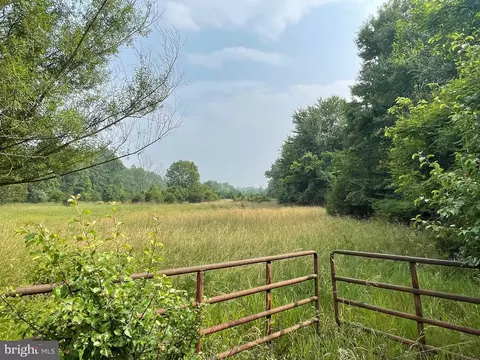 Porterstown Road, Keedysville, MD 21756