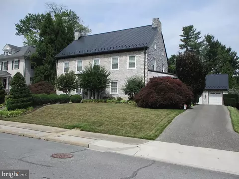 1113 Oak Hill Ave, Hagerstown, MD 21742