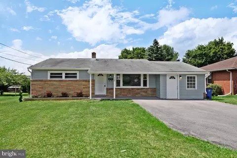 309 Daycotah Ave, Hagerstown, MD 21740