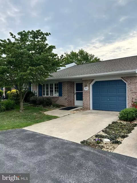 925 W W Irvin Ave, Hagerstown, MD 21742