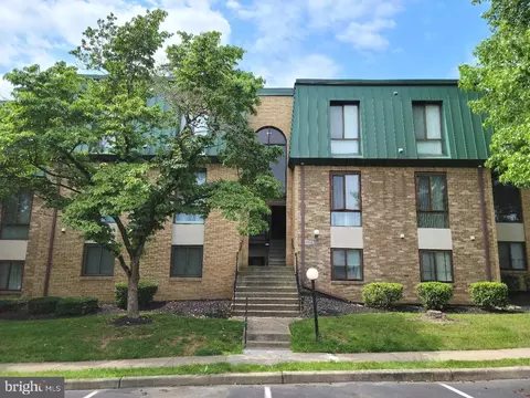 1008302 Brinker Dr, Hagerstown, MD 21740