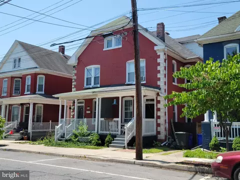 65 Westside Ave, Hagerstown, MD 21740