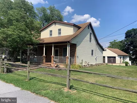 1020 Murdock Ave, Hagerstown, MD 21740