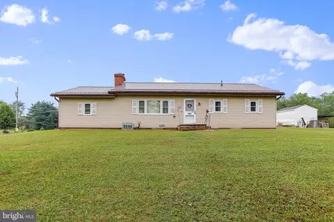14341 Tollgate Ridge Rd, Hancock, MD 21750