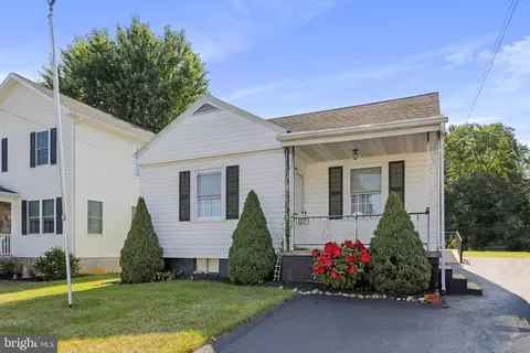 107 Stouffer Ave, Hagerstown, MD 21740