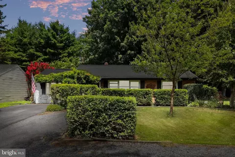 17712 Burnside Ave, Hagerstown, MD 21740