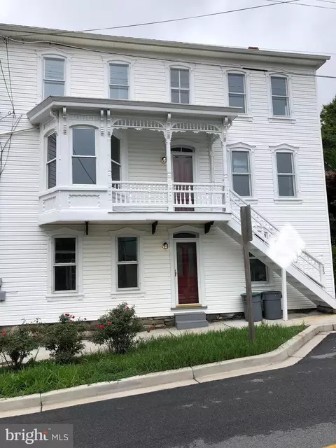 35 N Main St, Keedysville, MD 21756