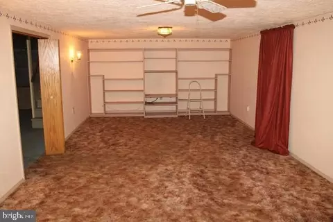 25528 Warren Ave, Cascade, MD 21719 photo 11