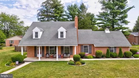 16602 Johnson Dr, Williamsport, MD 21795
