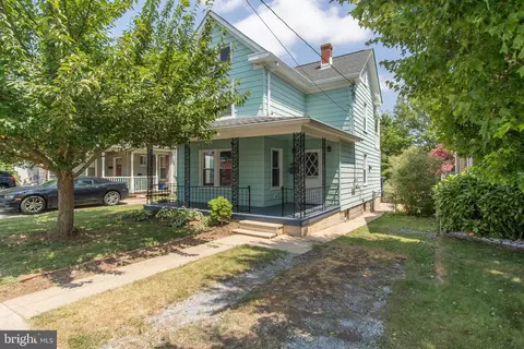 123 S Artizan St, Williamsport, MD 21795
