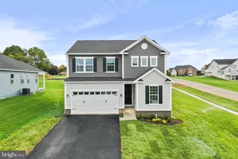 9847 Ripple Dr, Williamsport, MD 21795