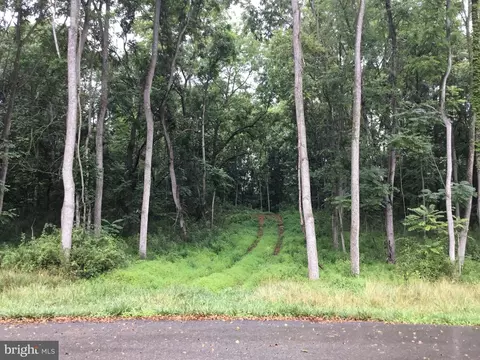 Little Antietam Road, Hagerstown, MD 21742