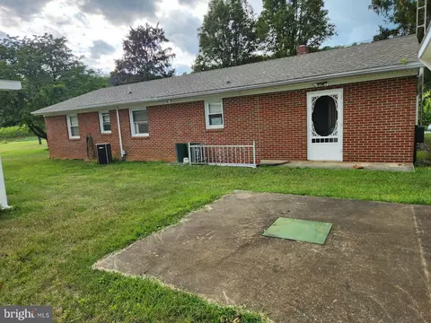 11955 Boyd Rd, Clear Spring, MD 21722 photo 2