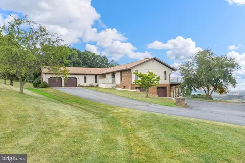 6321 Clevelandtown Rd, Boonsboro, MD 21713