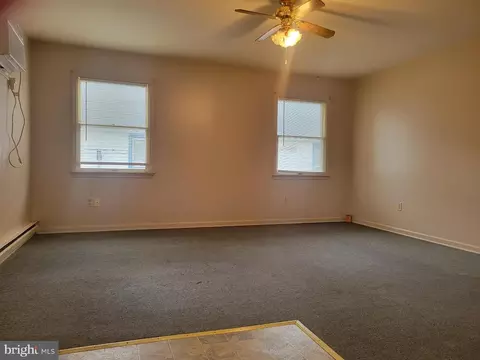 12 E Water St, Smithsburg, MD 21783 photo 16